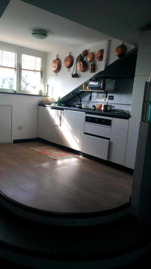 Casa Lilli Appartement Vallecrosia Buitenkant foto
