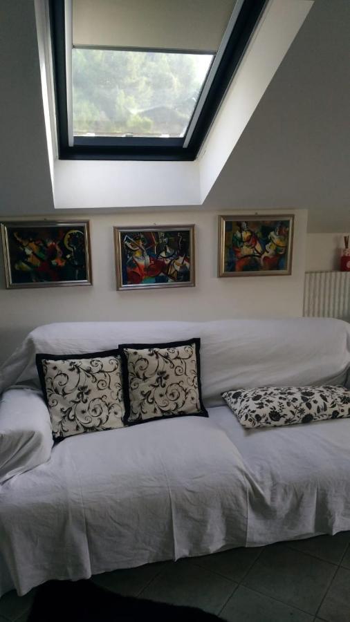 Casa Lilli Appartement Vallecrosia Buitenkant foto